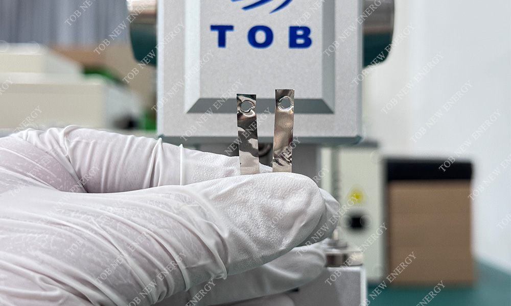 电容极耳冲孔机